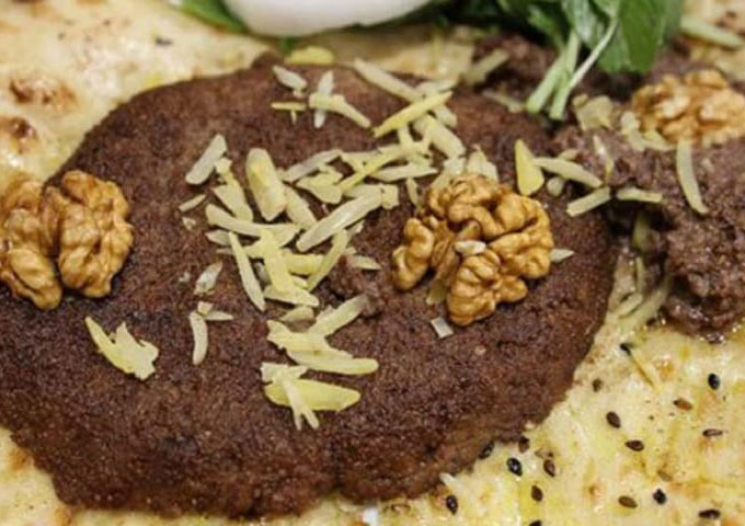 بریانی از غذاهای سنتی اصفهان